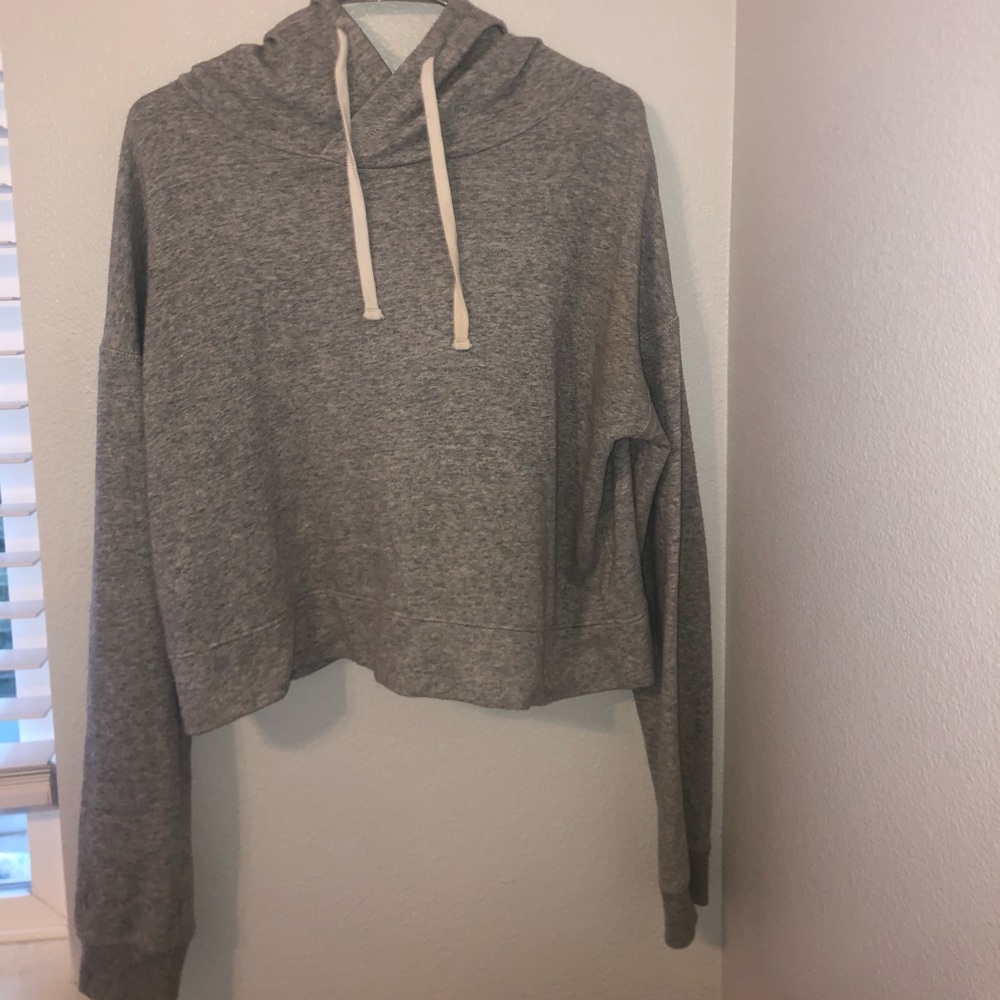Cropped hoodie